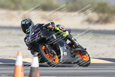 media/Oct-30-2025-Racers Edge (Thu) [[dabbdaf680]]/2-A Group/Session 2 (Turn 5)/